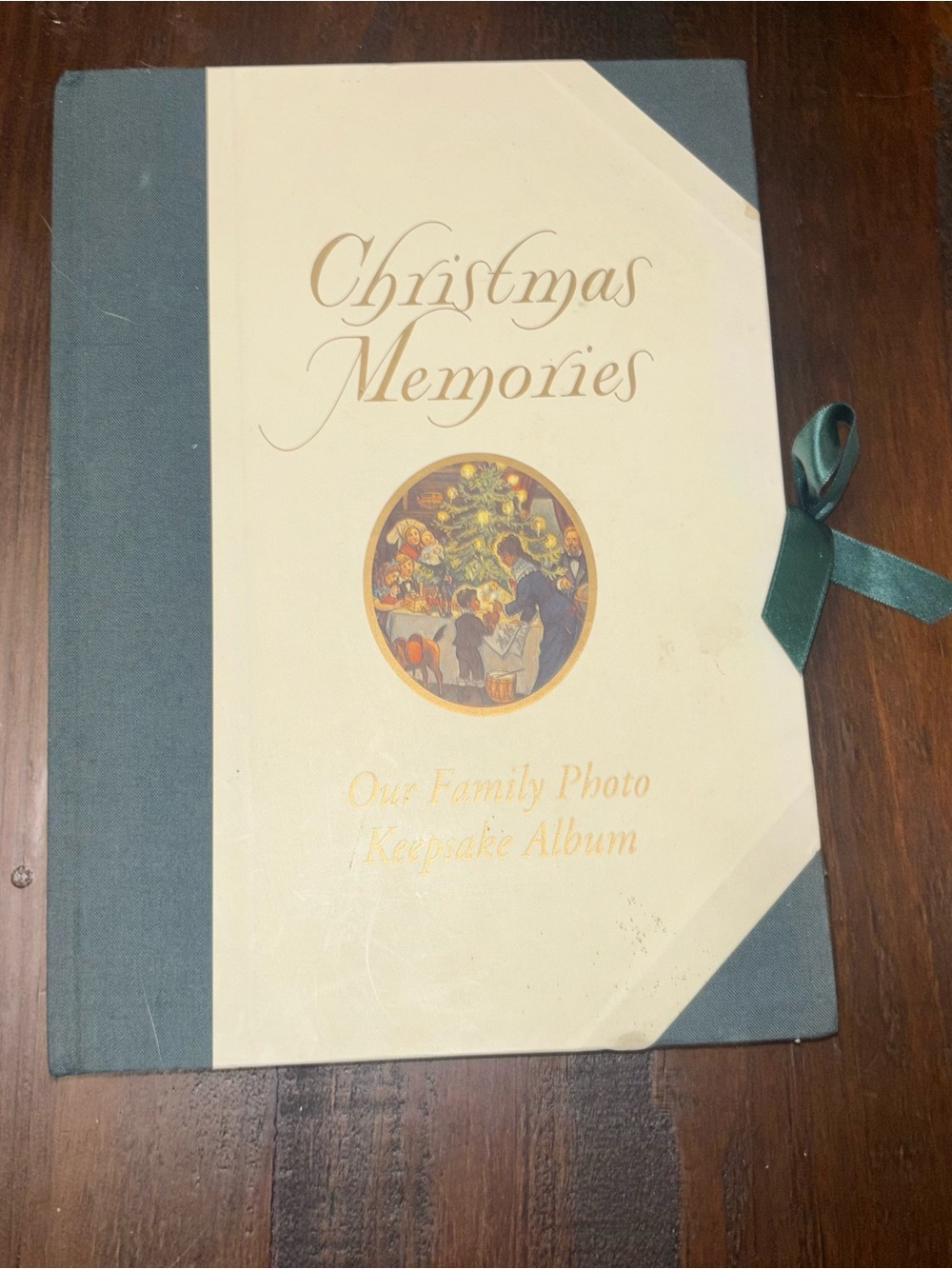 Source Unknown Christmas Memories Photo Keepsake Album - Cream and Green